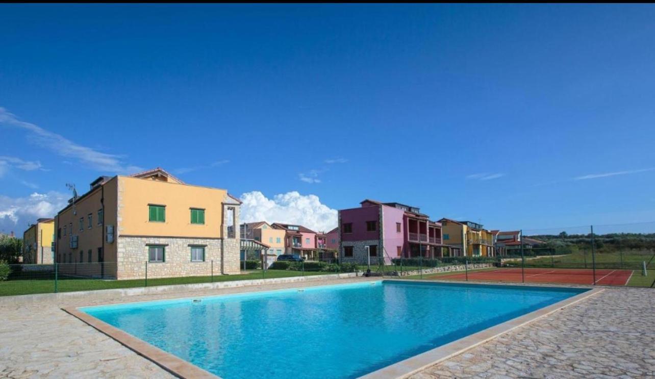 Apartment Aleks Tar-Vabriga Dış mekan fotoğraf